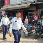 सारंगढ़ में ट्रैफिक नियमों की सख्ती: नो पार्किंग में खड़े वाहनों पर चला चालान का डंडा…