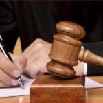 अनुकंपा नियुक्ति मिलते ही बहू के बदले तेवर, सास को छोड़ा बेसहारा, कोर्ट बोली- नहीं की सासू मां की देखभाल तो छिन जाएगी नौकरी…